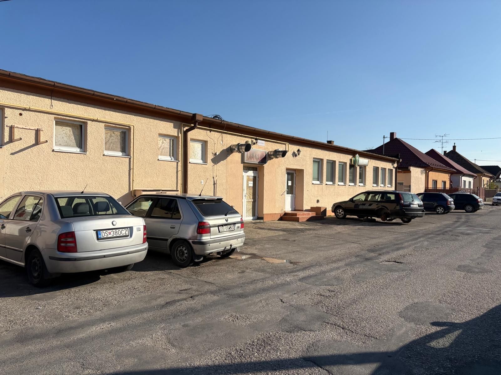 INVESTIČNÁ PRÍLEŽITOSŤ – GABČÍKOVO | BUDOVA S VYSOKÝM POTENCIÁLOM VYUŽITIA – fotografia 3