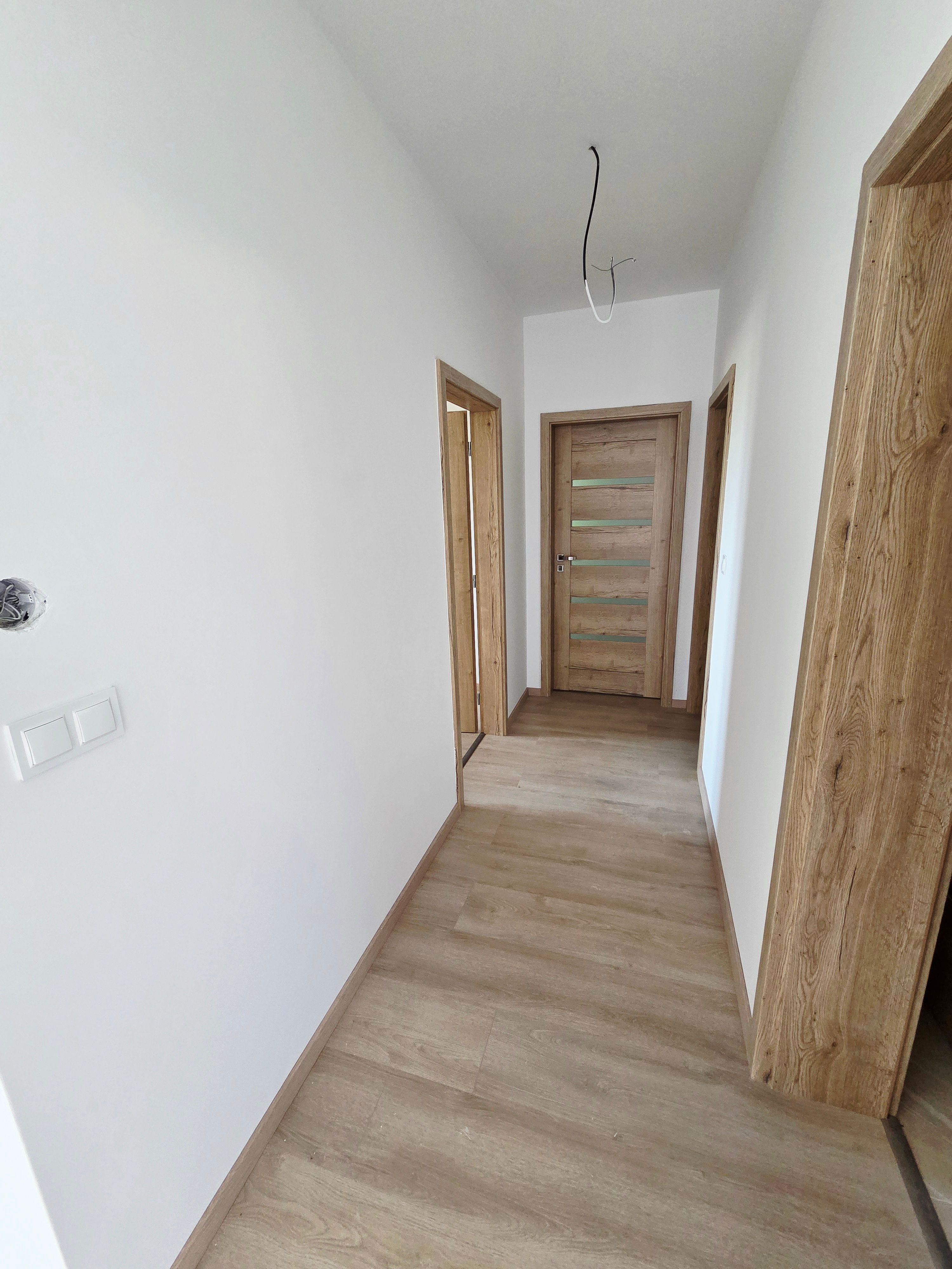 Moderný 4-izbový rodinný dom v prestížnej lokalite Florida Villa Park, Dunajská Streda – fotografia 5