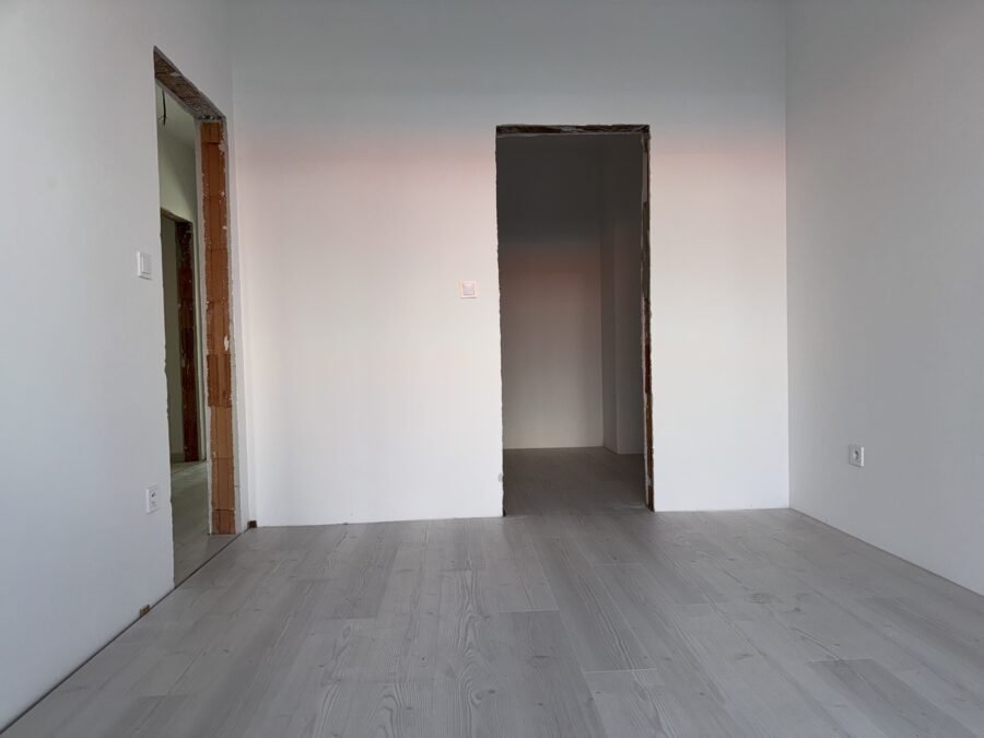 Nový projekt s 3-izbovými bytmi, záhradou, vlastným parkovaním a tepelným čerpadlom v meste Dunajská Streda! – fotografia 4
