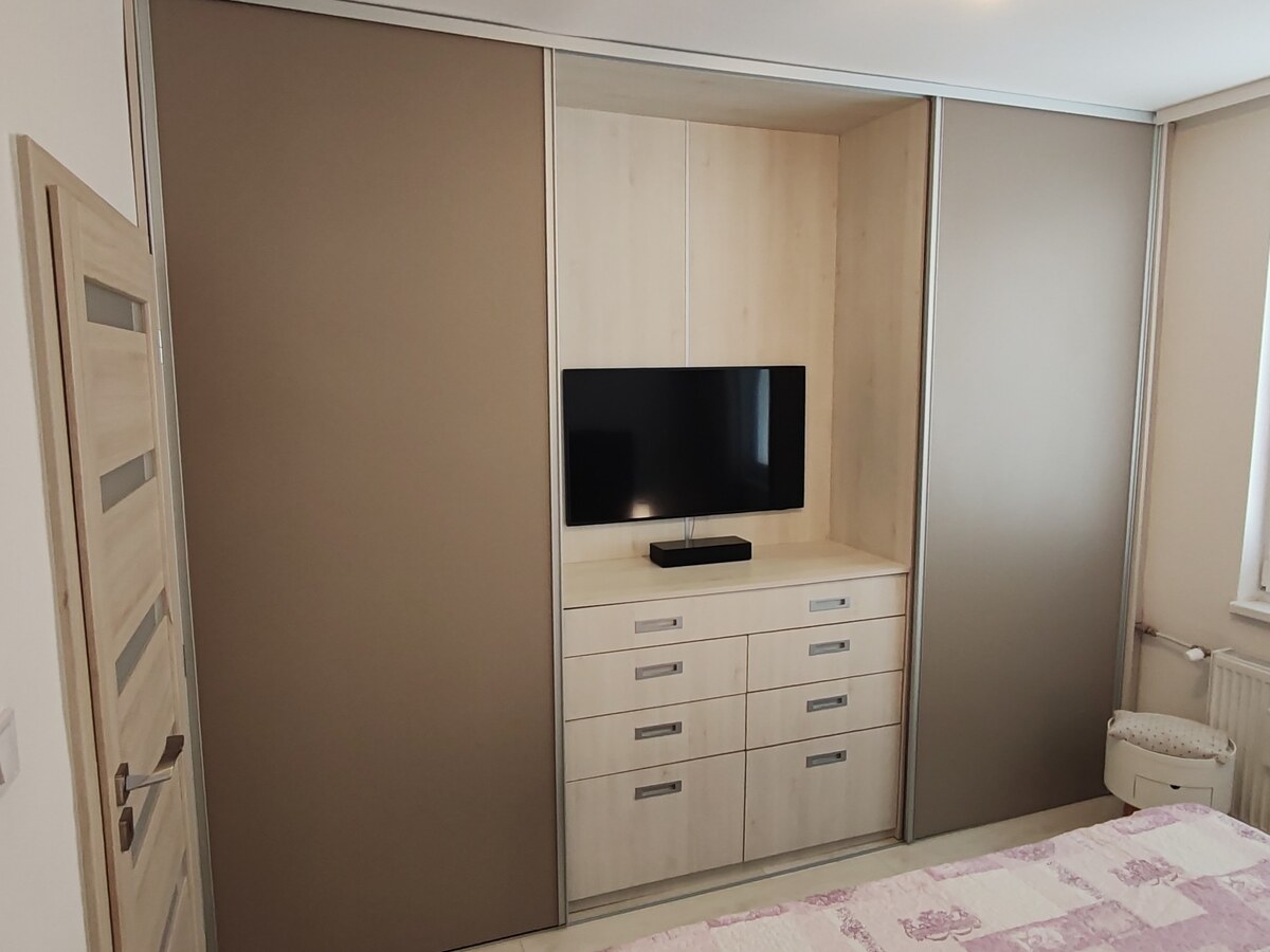 Iba u nás! Prerobený  3 izbový byt na VII. sídlisku na predaj – fotografia 9