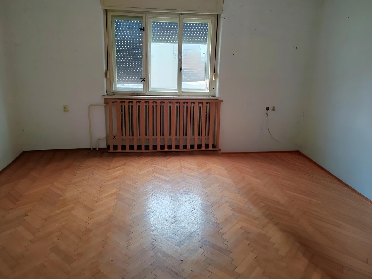 Ponúkame Rodinný dom vhodný na bývanie aj podnikanie – fotografia 5