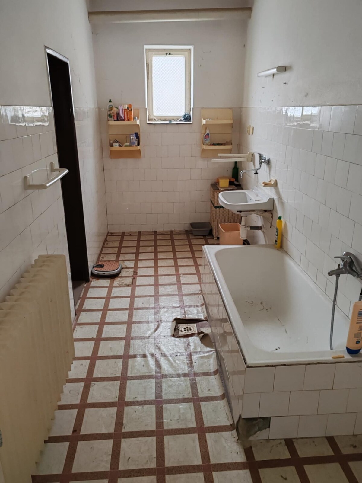 Ponúkame Rodinný dom vhodný na bývanie aj podnikanie – fotografia 8