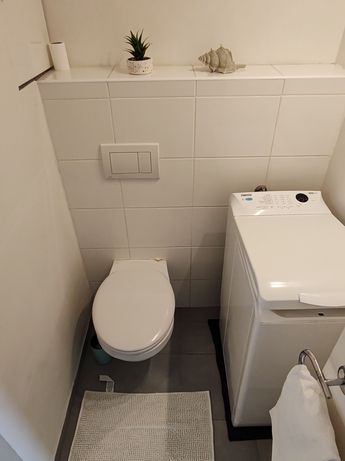 Znížená cena! Prerobený 3 izbový byt na predaj v Komárne – fotografia 10