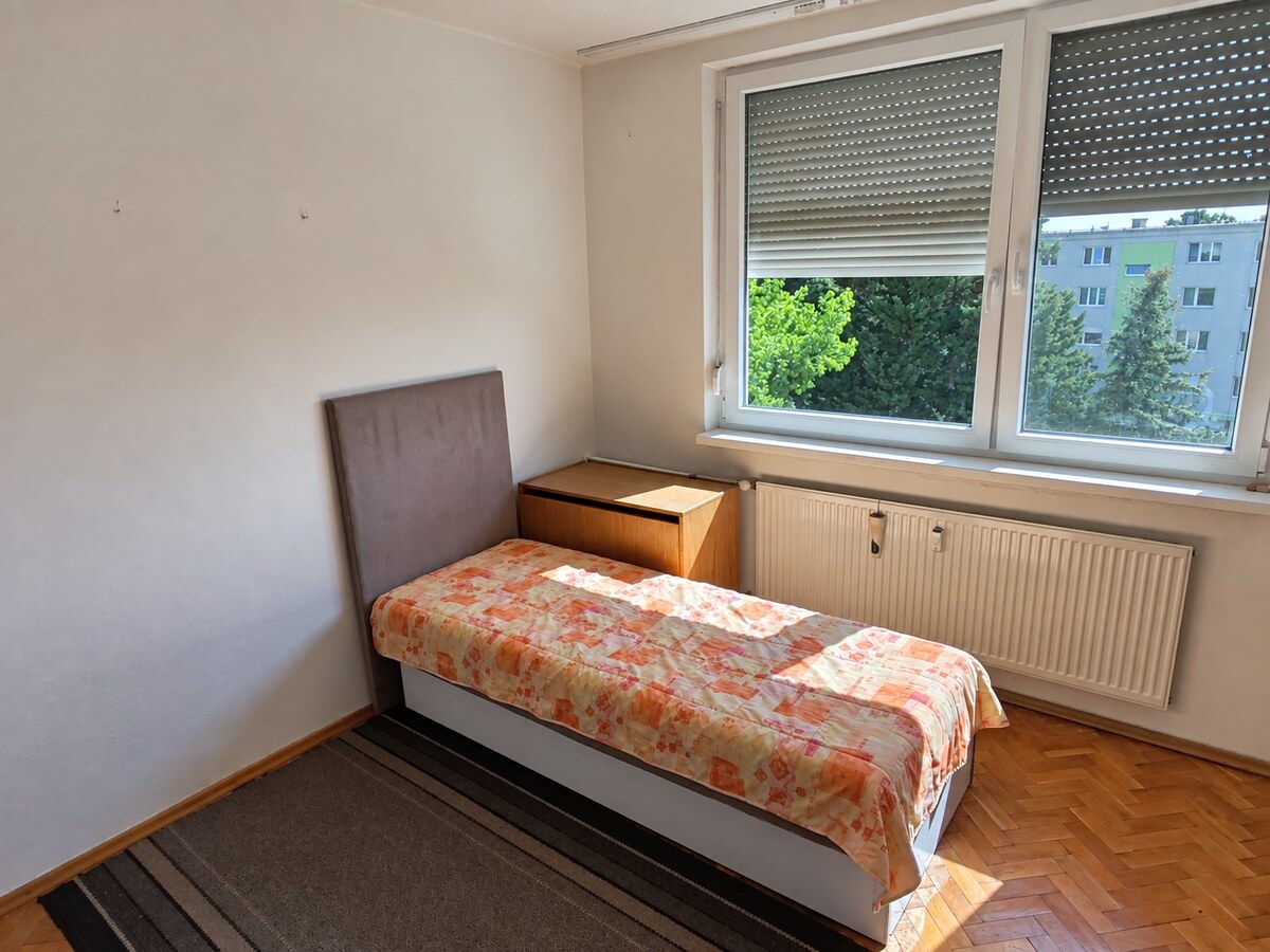Na prenájom 3  izbový byt s 2 balkónmi v Komárne – fotografia 7