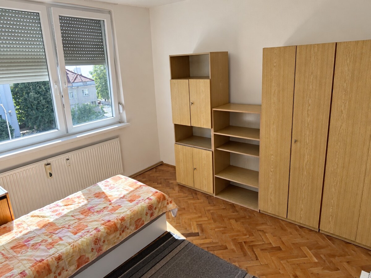 Na prenájom 3  izbový byt s 2 balkónmi v Komárne – fotografia 8