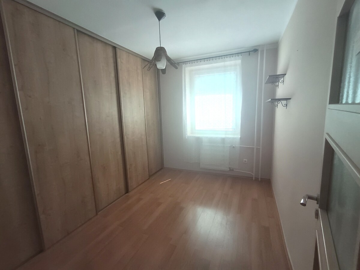 Ponúkame na prenájom 3 izbový byt v Nových Zámkoch – fotografia 5