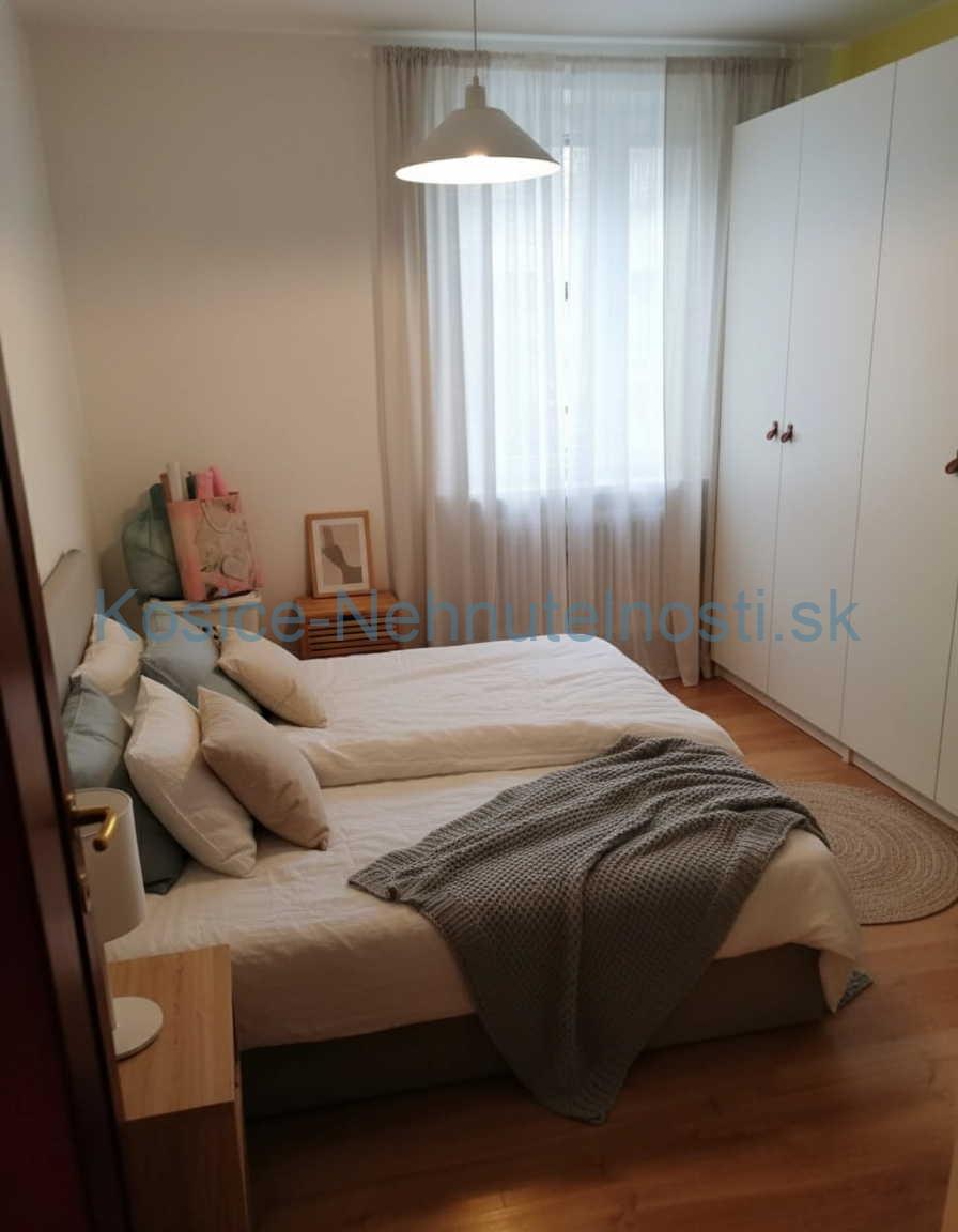 4 izbový byt 73 m2 Sečovce – centrum, Obchodná ul. – fotografia 2