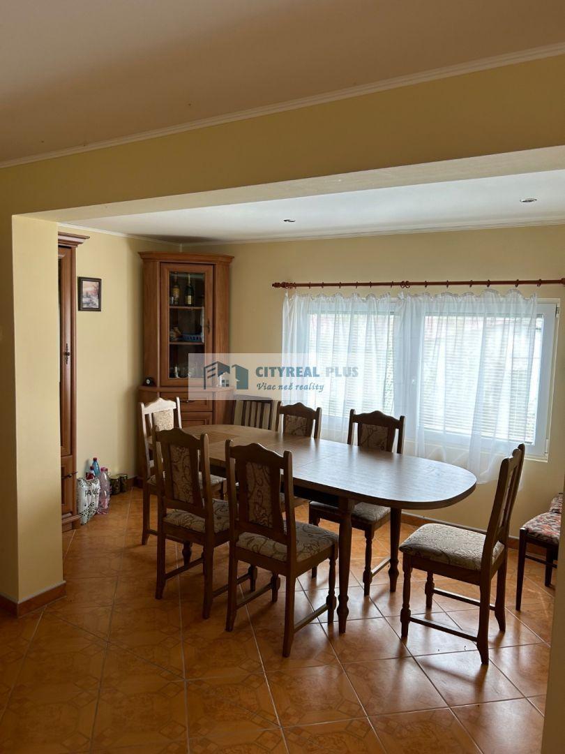 Znížená CENA !!§Ponúkam Vám na predaj zrekonštruovanú Chatu na celoročné bývanie – fotografia 1