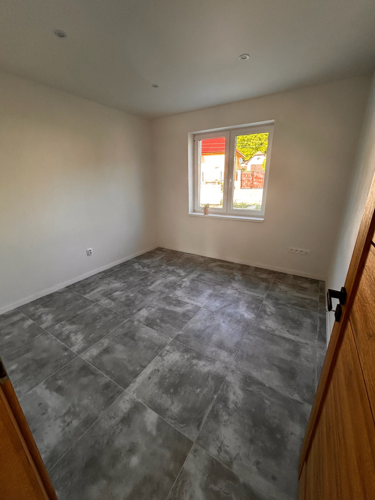 Znížená cena!Na predaj: 3-izbová novostavba len 9km od Podhájskej – fotografia 7