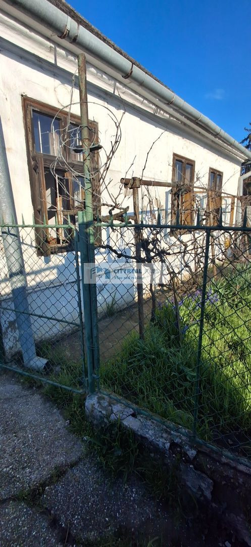 ZNÍŽENÁ CENA! Ponúkame na predaj sedliacky dom v Tvrdošovciach – fotografia 6