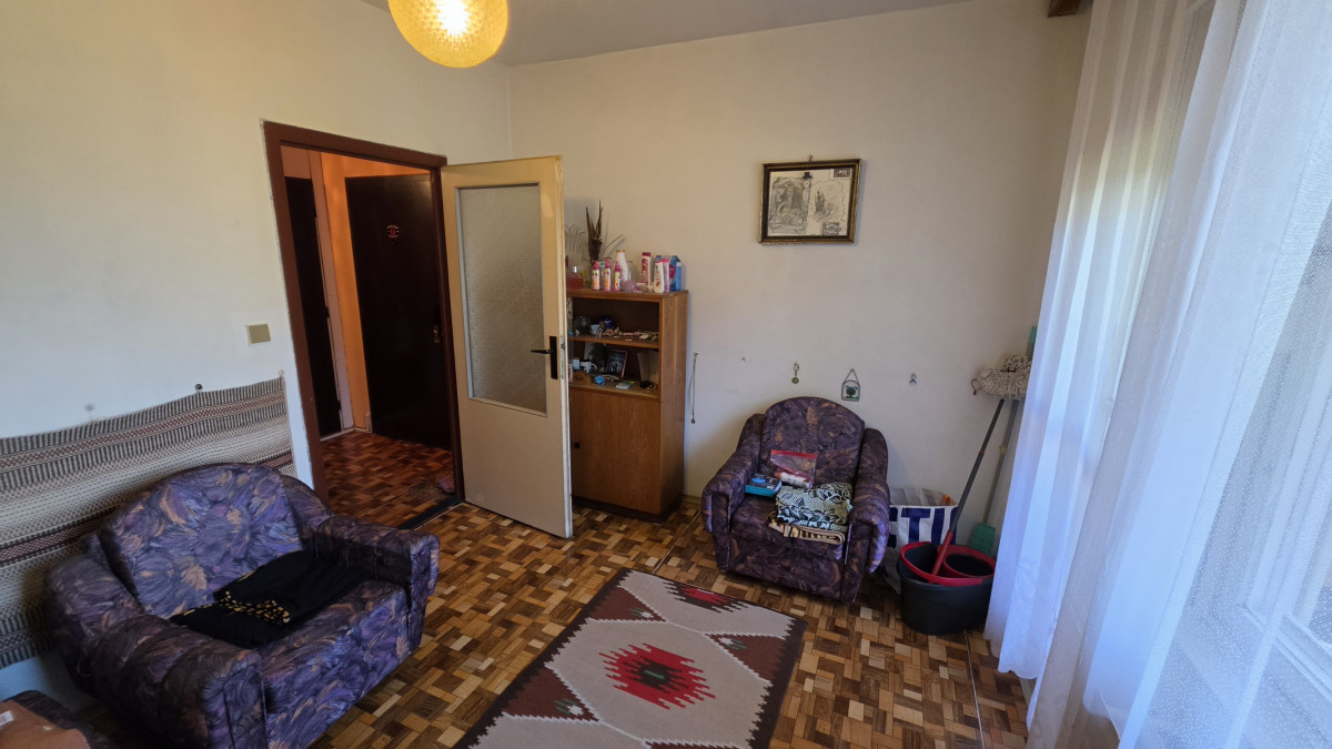 NOVINKA Na PREDAJ 3- Izbový byt S.H. VAJANSKÉHO NOVÉ ZÁMKY – fotografia 4