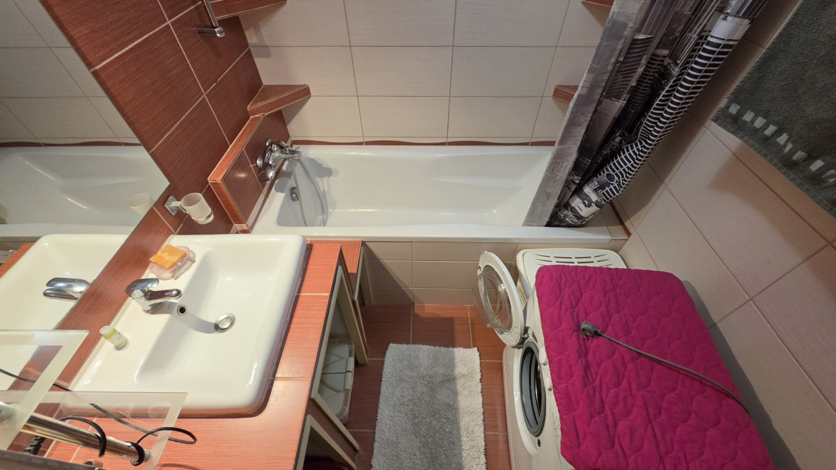 Ponúkam na PREDAJ 2- izbový byt Šafáriková Nové Zámky – fotografia 5