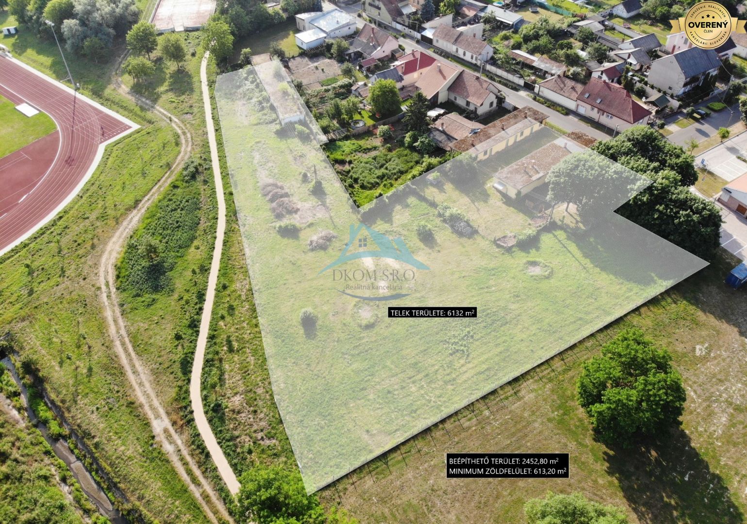 Investičný pozemok 5934 m² s kompletnými sieťami Balasagyarmat – fotografia 1