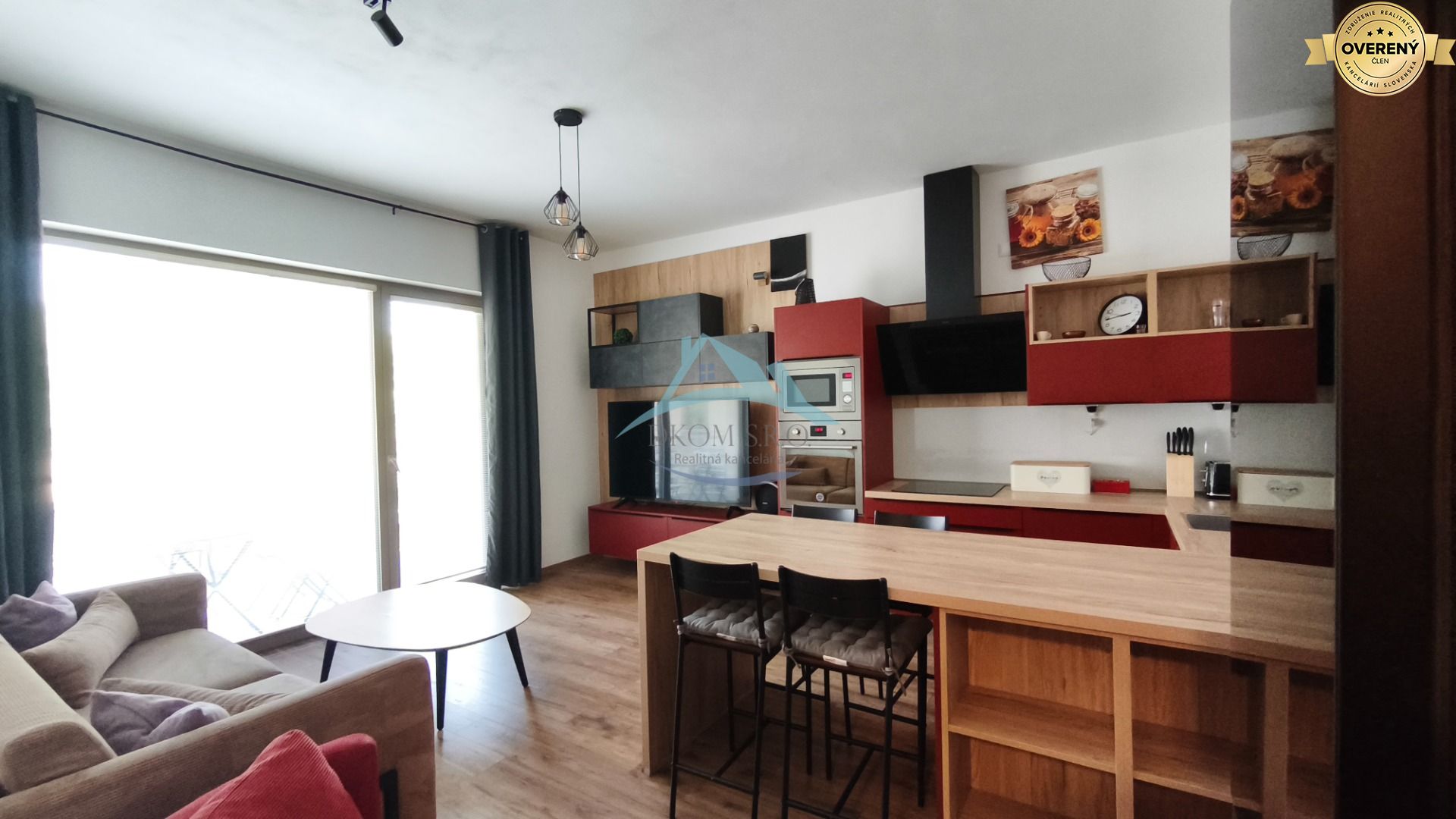 Na prenájom 2-izbový byt s balkónom, Kaskády, Veľký Krtíš. – fotografia 5