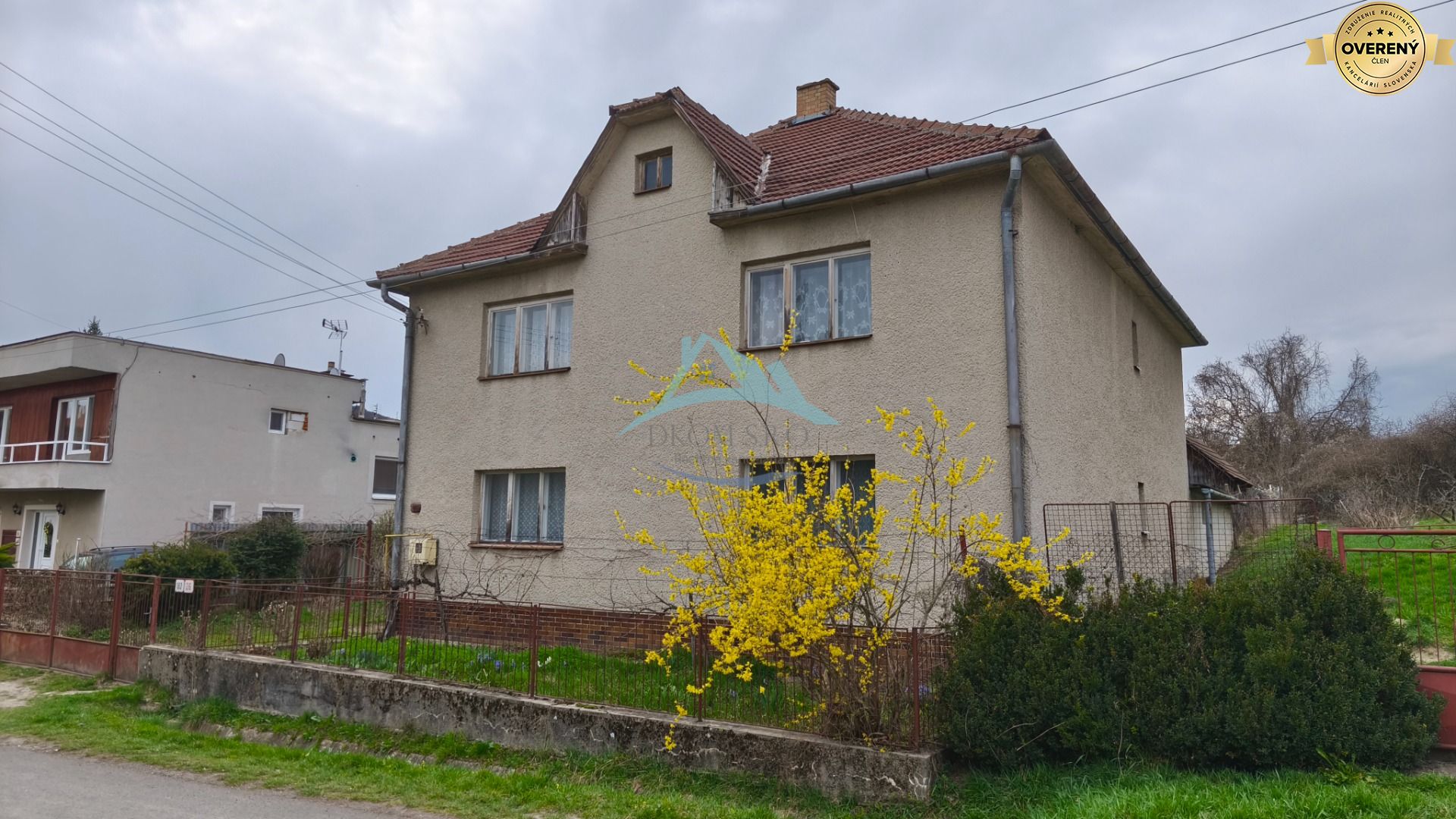 Znížená cena!!! Priestranný RD v obci Čebovce, okr. V. Krtíš. – fotografia 1
