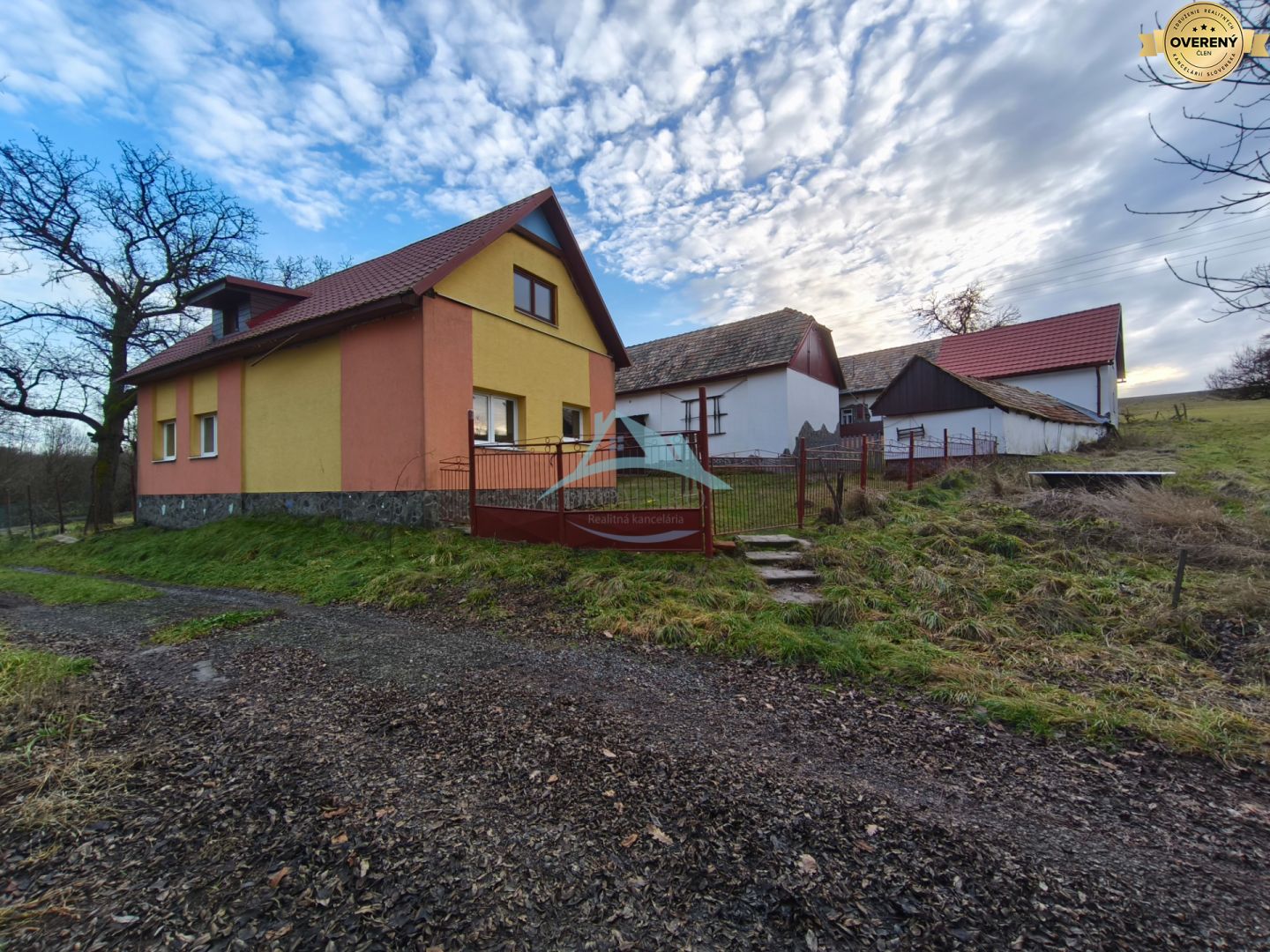 Farmárska usadlosť v osade Prieloh, okr. V. Krtíš. – fotografia 2