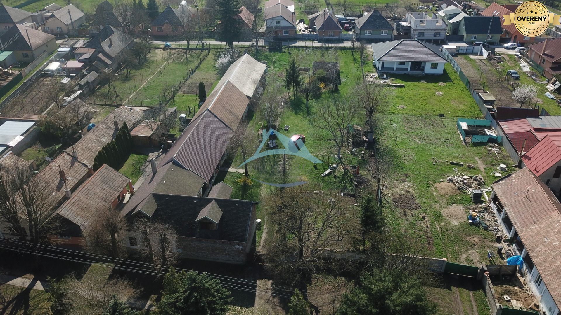 Na predaj starší sedliacky R. dom s obrovským pozemkom 2924m2 – fotografia 2