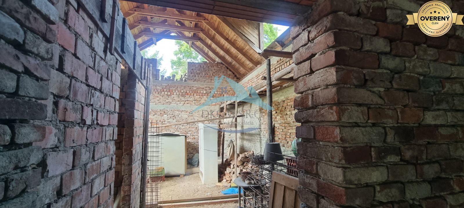 Na predaj starší sedliacky R. dom s obrovským pozemkom 2924m2 – fotografia 7