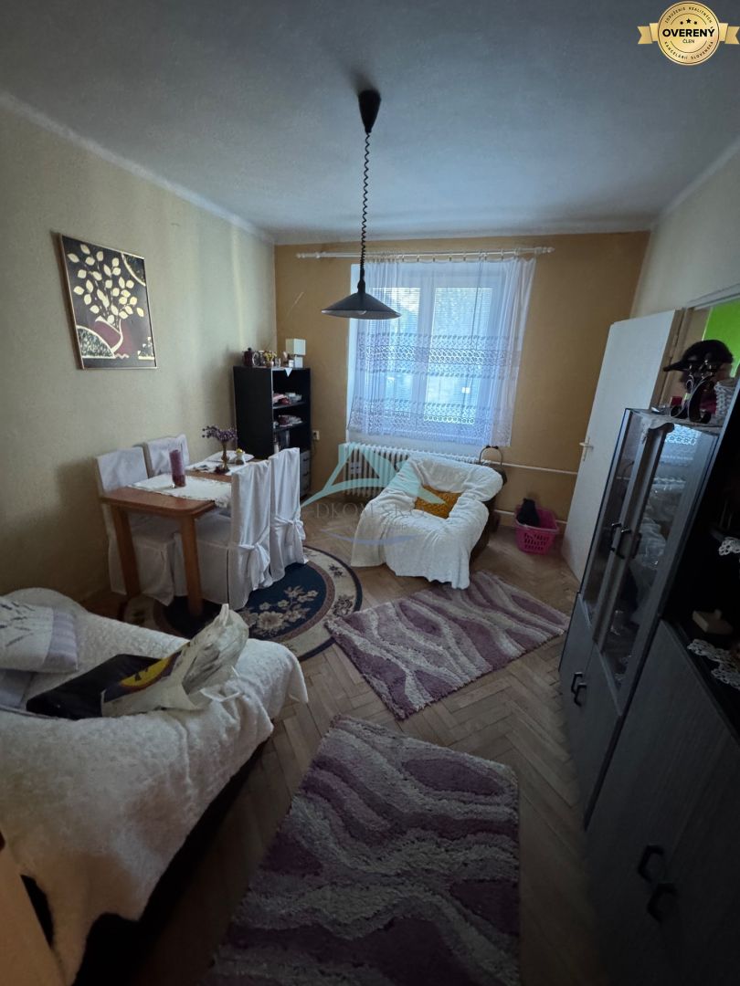 Na predaj 3 izbový byt na prízemí v centre mesta Šahy. – fotografia 8