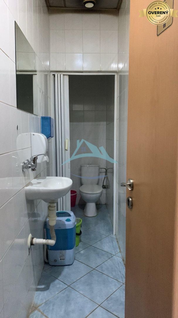 Budova na predaj centre mesta Šahy – fotografia 5