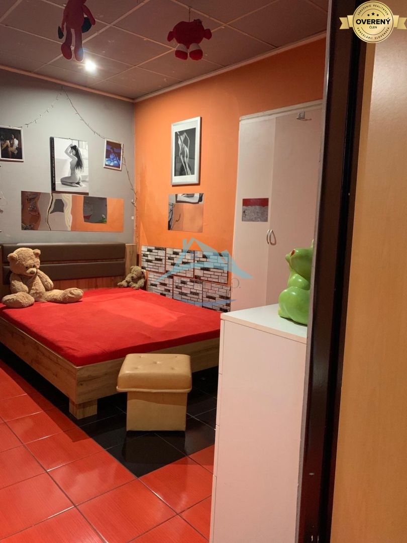 Budova na predaj centre mesta Šahy – fotografia 7