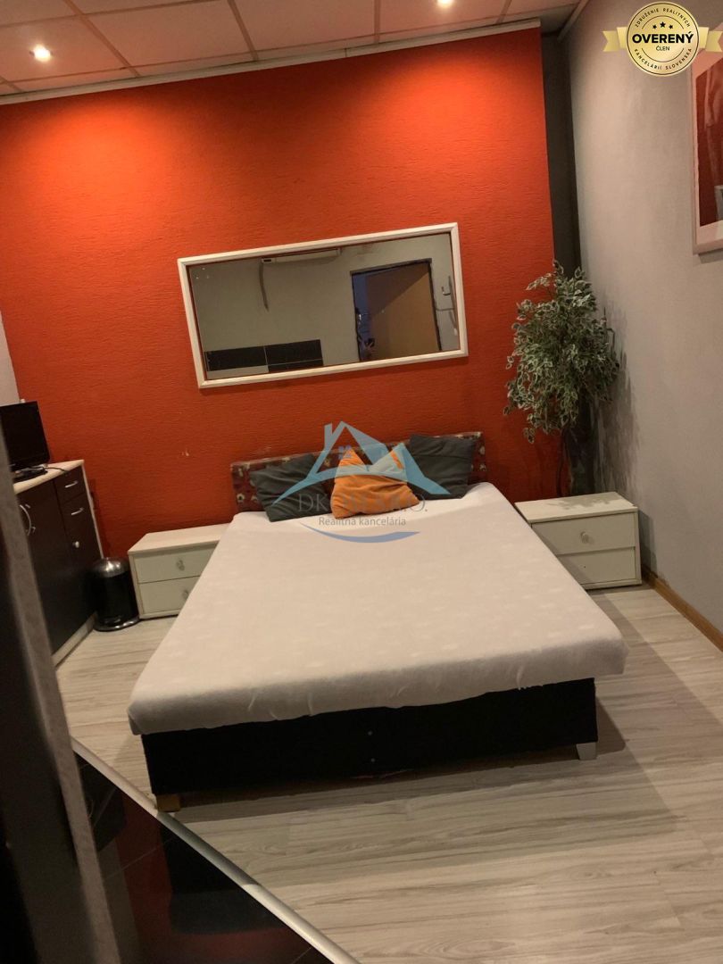 Budova na predaj centre mesta Šahy – fotografia 10