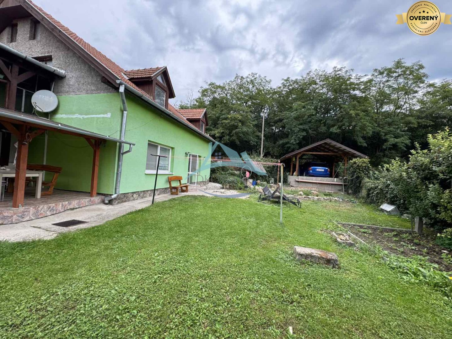 Znížená cena Na predaj: Rodinný dom – Šahy, okraj prírody – fotografia 2