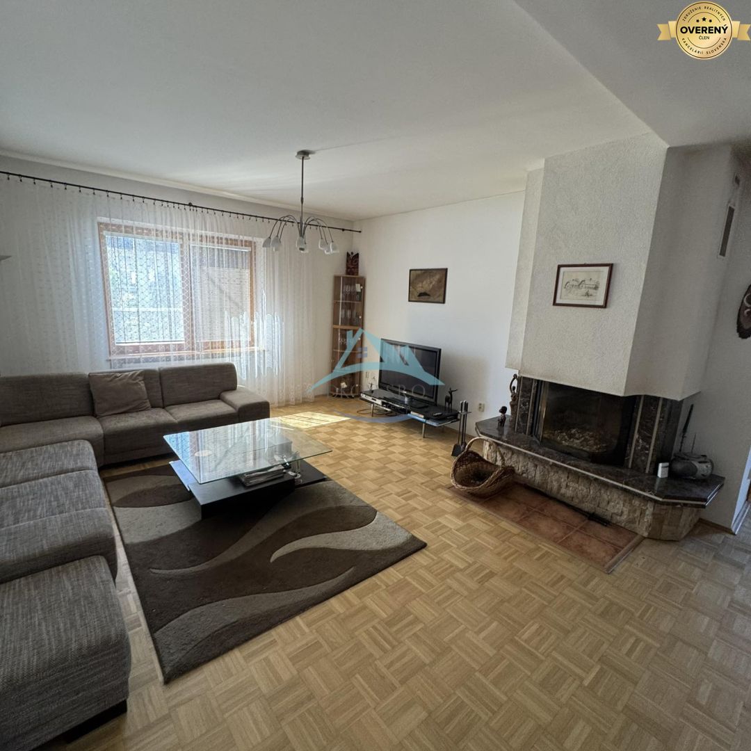 Moderný 4-izbový rodinný dom s garážou a terasou | Plaštovce – fotografia 3