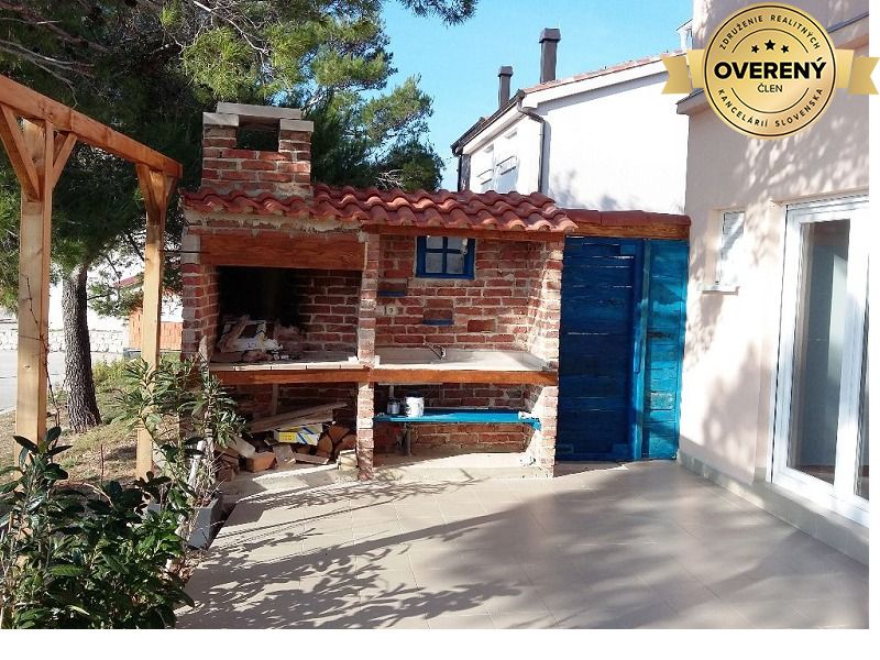 APARTMÁNOVÉ DOMY NA OSTROVE RAB – fotografia 5