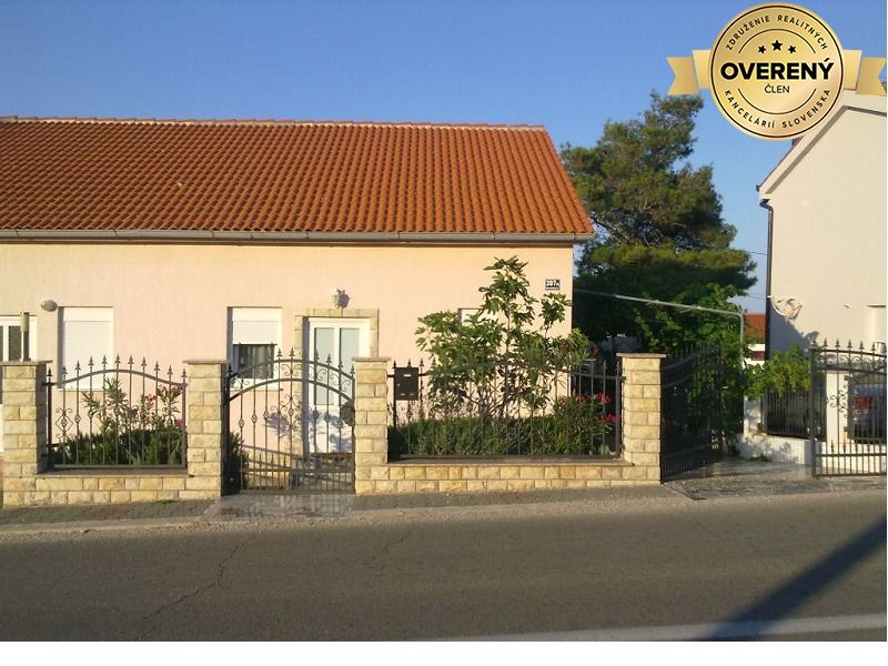 APARTMÁNOVÉ DOMY NA OSTROVE RAB – fotografia 6