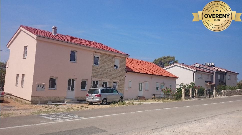 APARTMÁNOVÉ DOMY NA OSTROVE RAB – fotografia 7