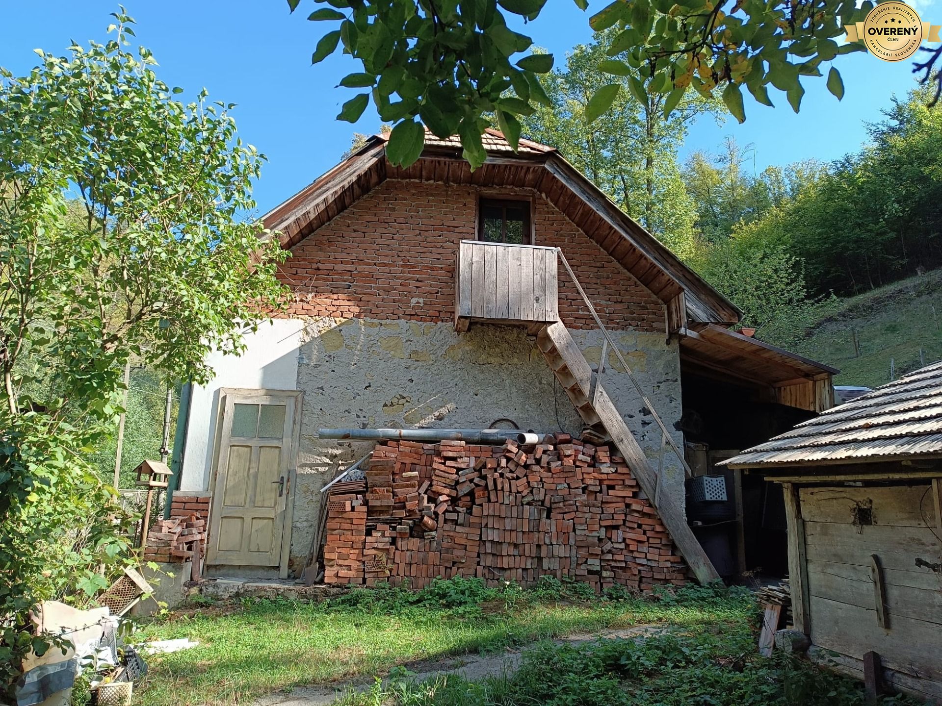 VEĽKÝ POZEMOK 2 321 m² | STARŠÍ DOM | ŽARNOVICA – LUKAVICA – fotografia 4