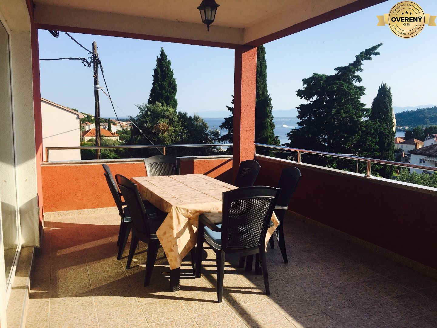 APARTMÁNOVÝ DŮM, OSTROV UGLJAN - KALI – fotografia 1