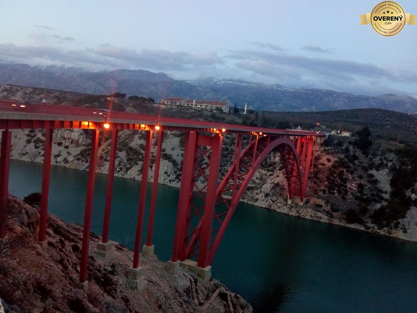 STAVEBNÍ PARCELA - MASLENICA – fotografia 10