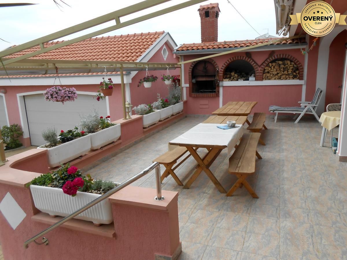 VILLA S BAZÉNOM A VÝHĽADOM NA MORE, ZADAR – fotografia 6