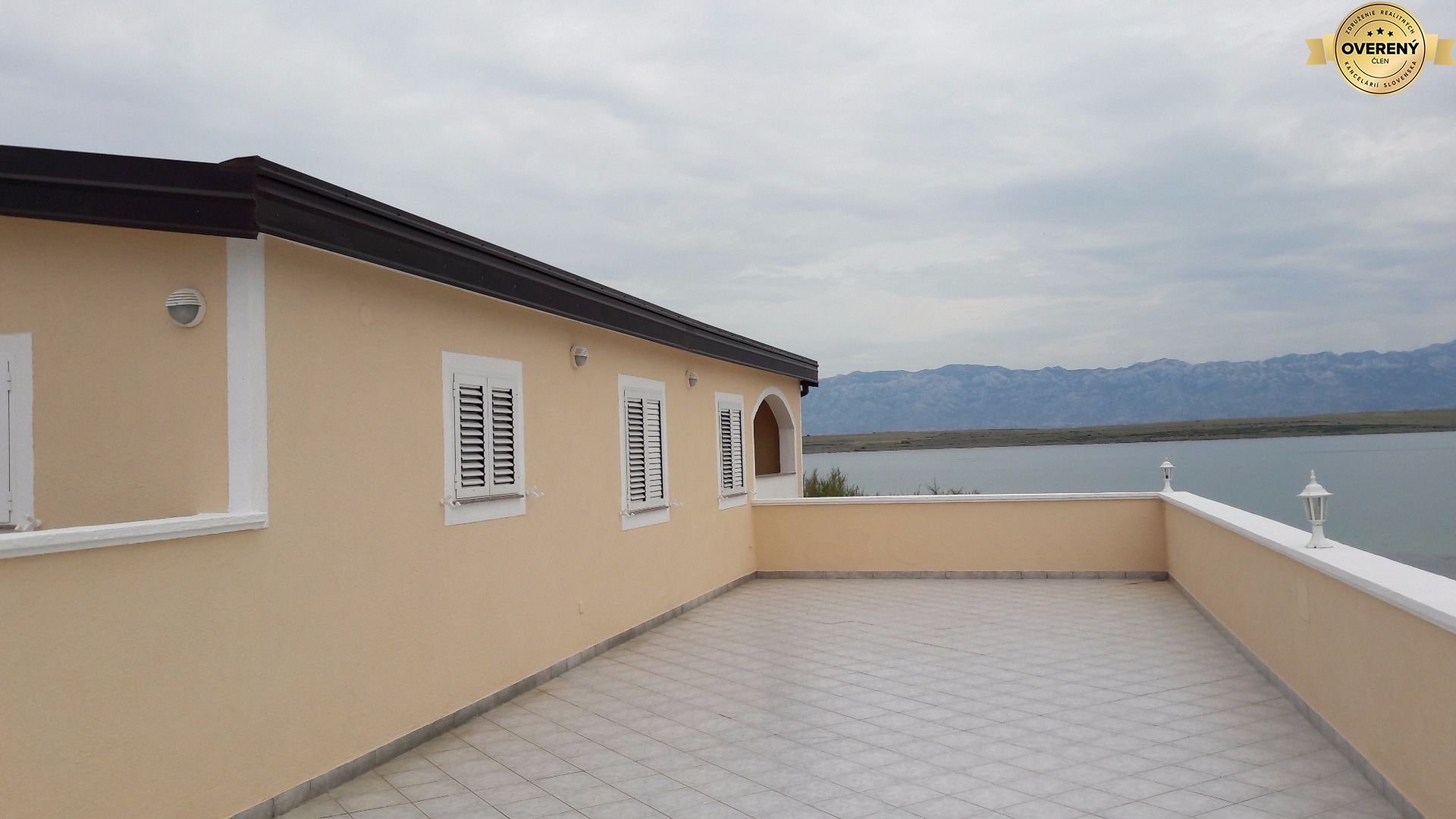 Apartmánový dom 1. rada pri mori – fotografia 3