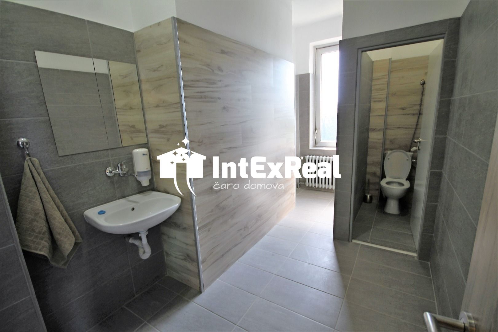 Prenájom kancelárske priestory 100m2, Galanta – fotografia 4