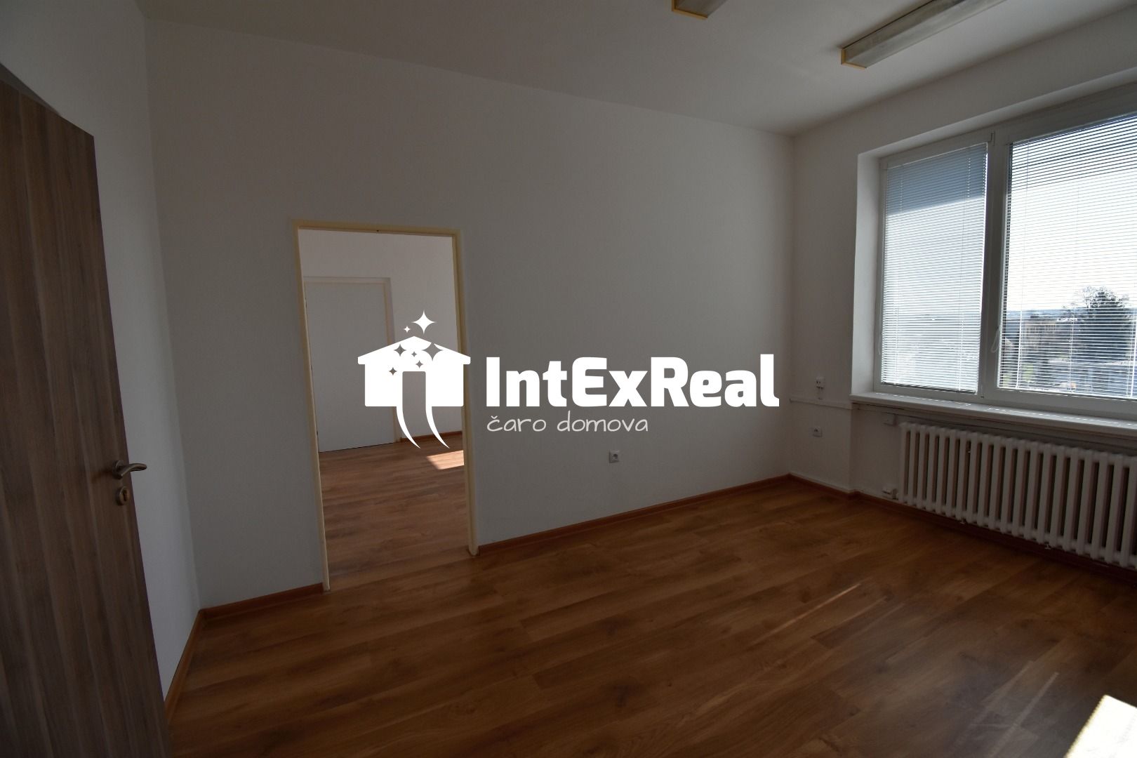 Prenájom dvojkancelárie 30 m2, Galanta – fotografia 3