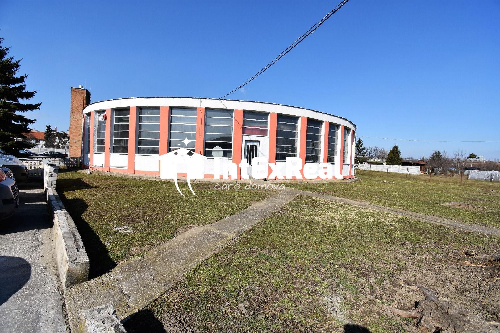 Na prenájom budova na podnikanie, 430 m², Sereď – fotografia 8