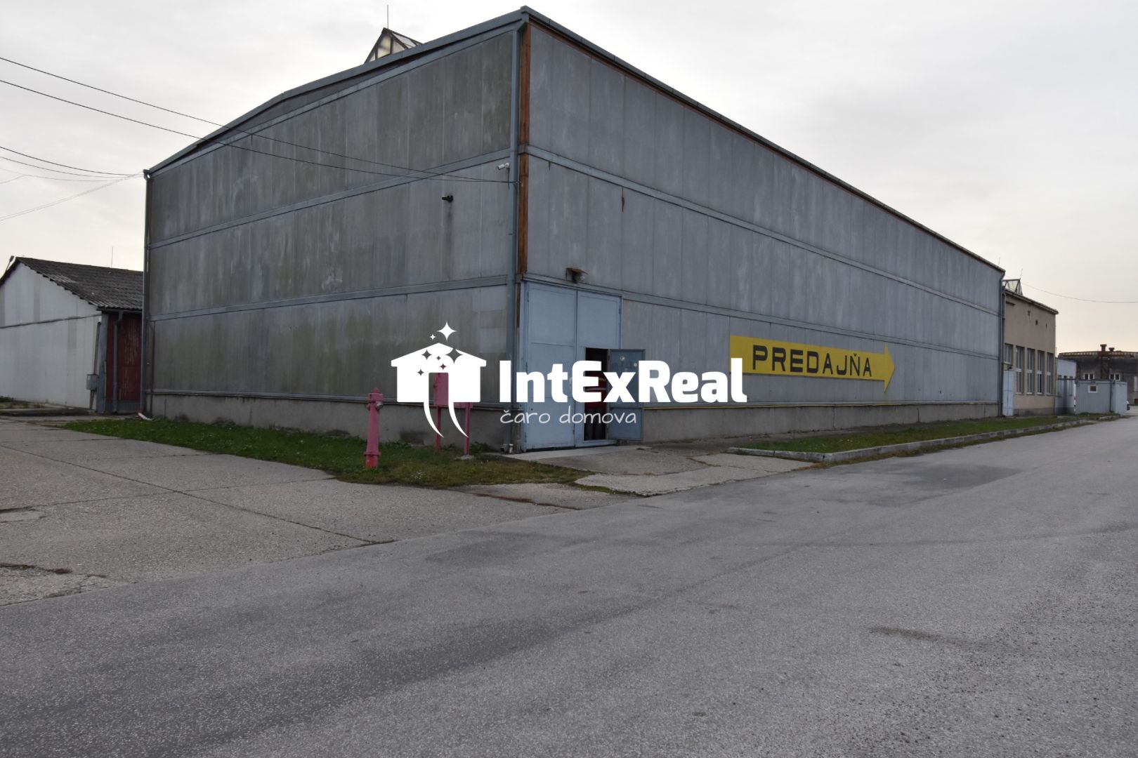Zateplená plechová hala, sklad, ľahká výroba, 720m2 Galanta – fotografia 1