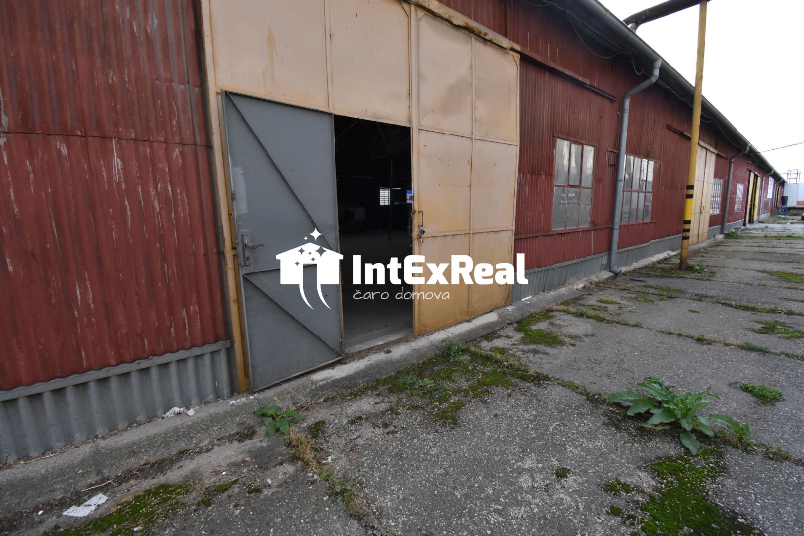 Prenájom plechový sklad, priemyselná zóna, 3000m2, Galanta – fotografia 1