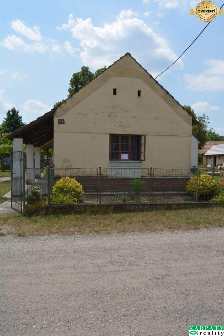 Na predaj chalúpka v typickom štýle Záhoria, pod starou lipou! – fotografia 3