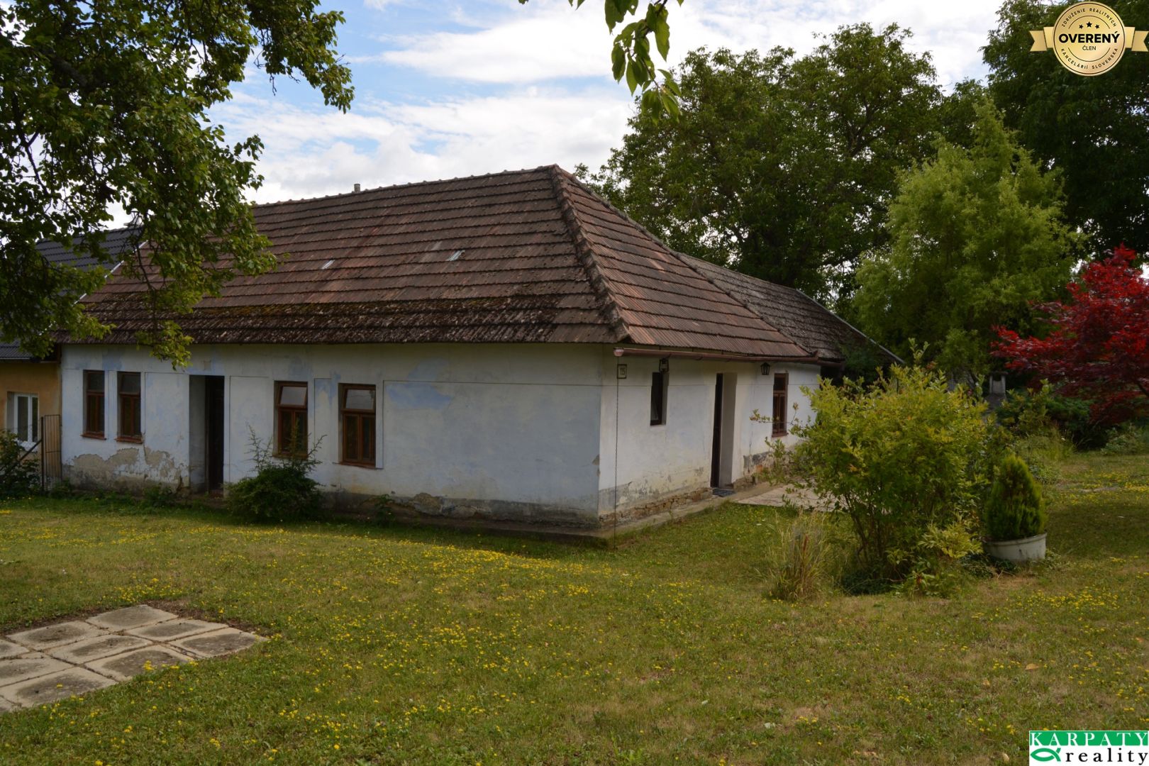 Chalúpka schúlená v okolitých ovocných sadoch! – fotografia 1