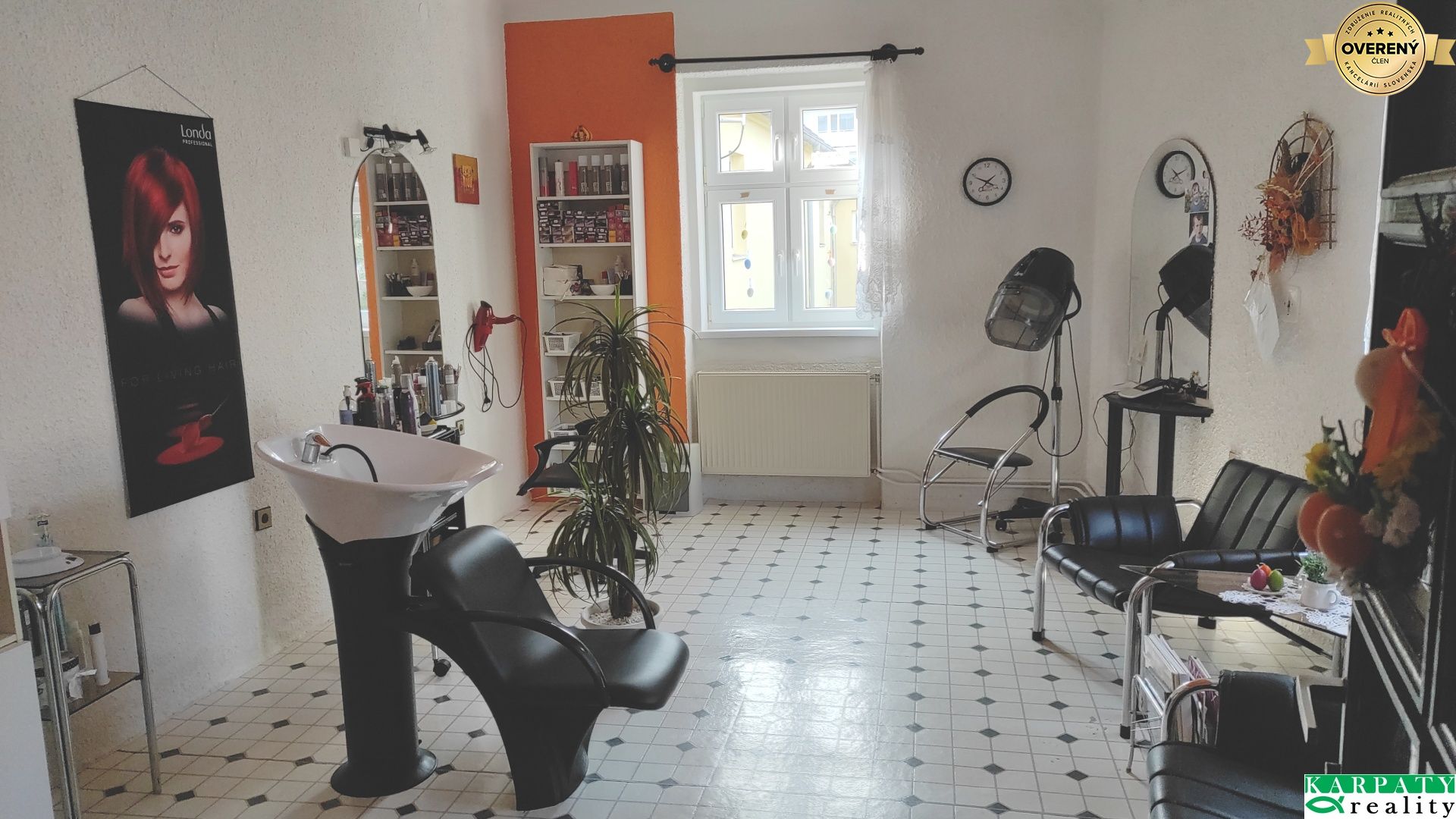 Polyfunkčný dom pri fontáne v srdci Brezovej, bývanie i podnikanie! – fotografia 7
