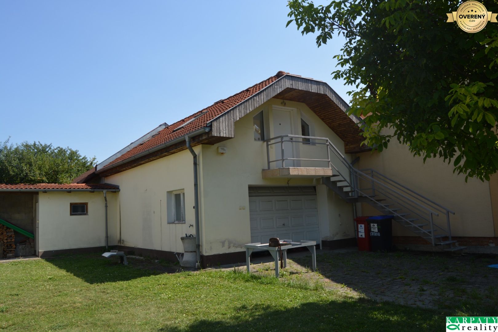 V blízkosti centra Piešťan, malý domček, garáž, pozemok pre bývanie! – fotografia 1
