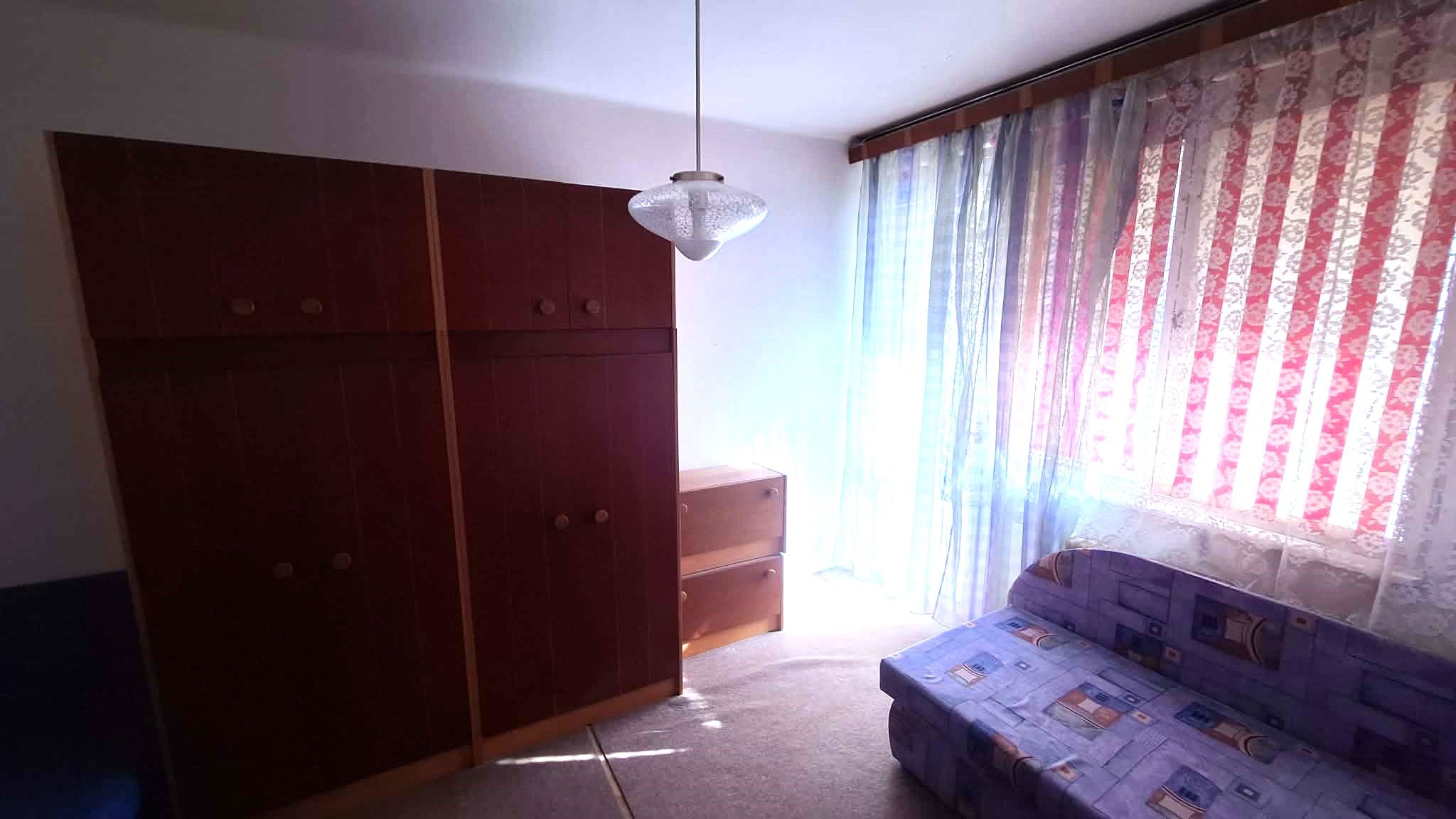 PREDAJ - 2 izbového bytu s loggiou na Gazdovskej ulici v Komárne – fotografia 7