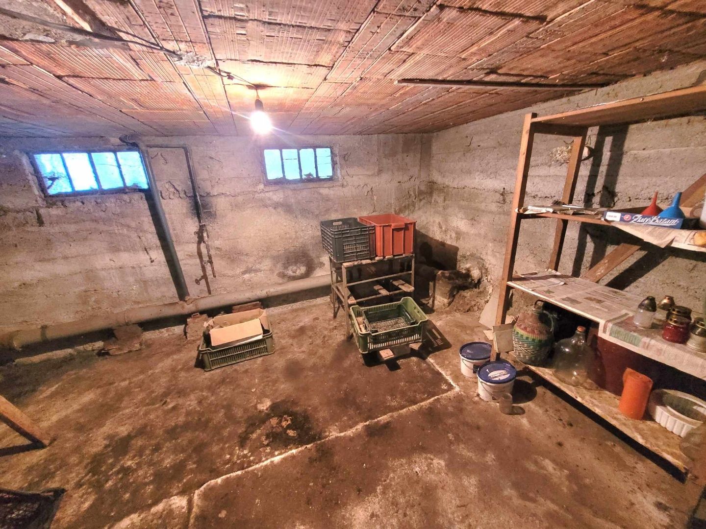 Ponúkame na predaj tehlový rodinný dom s garážou v obci Salka. – fotografia 10