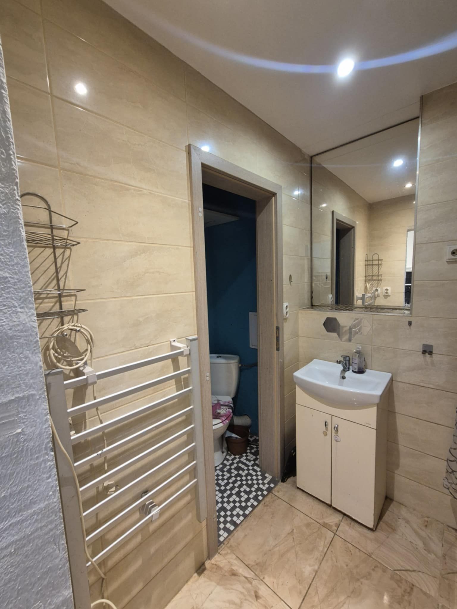 PREDAJ - 2 izbový tehlový byt prerobený na 3 izbový byt s vlastným kúrením v Komárne – fotografia 7