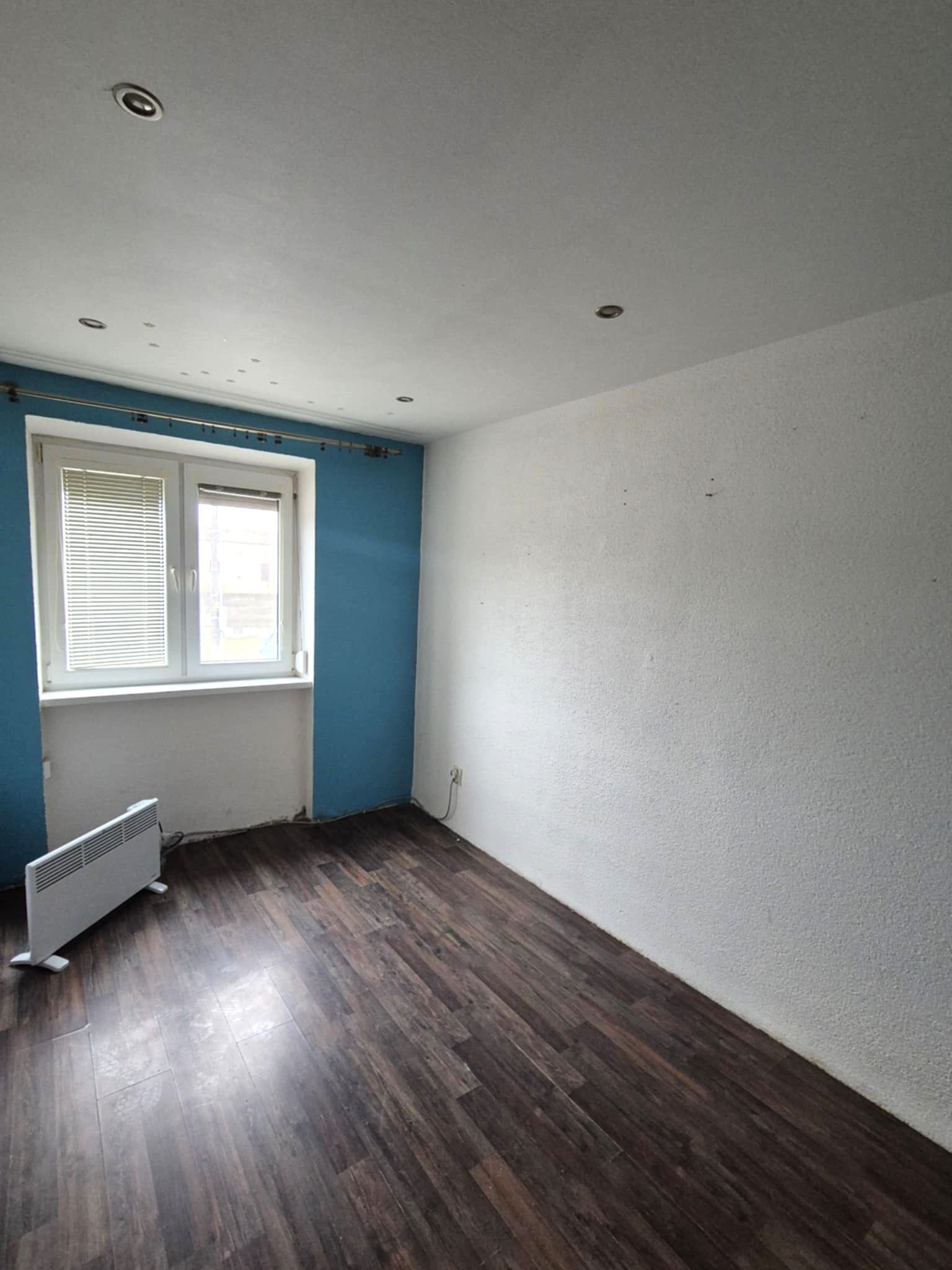 PREDAJ - 2 izbový tehlový byt prerobený na 3 izbový byt s vlastným kúrením v Komárne – fotografia 10