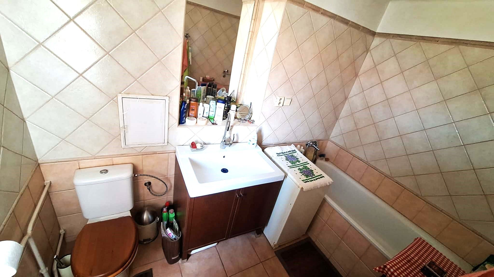 EXKLUZÍVNY PREDAJ - Kompletne prerobený 2 izbový tehlový byt v Komárne – fotografia 5